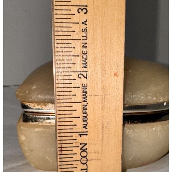 Vintage Alabaster Heart-Shaped Trinket Box With Gold-Toned Hinges - Picture 7 of 7